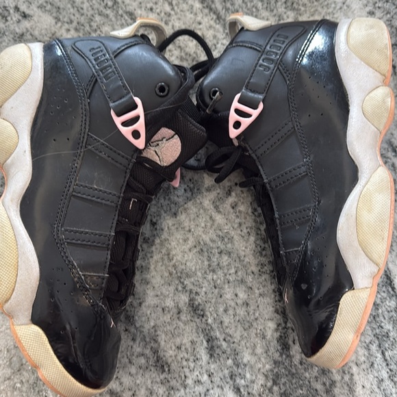 Nike Air Jordan 6 Rings Black & Pink Girls' Basketball Sneakers 323431-002-Sz 3Y - Picture 3 of 4